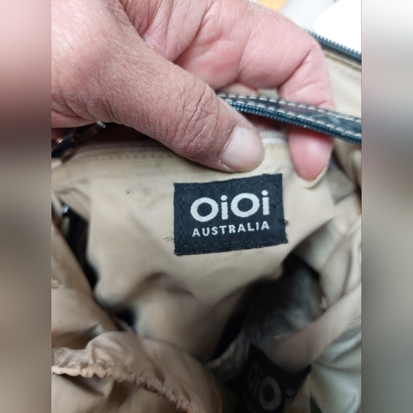 OIOI Australia Baby Multi-use Duffel Bag - Picture 8 of 10